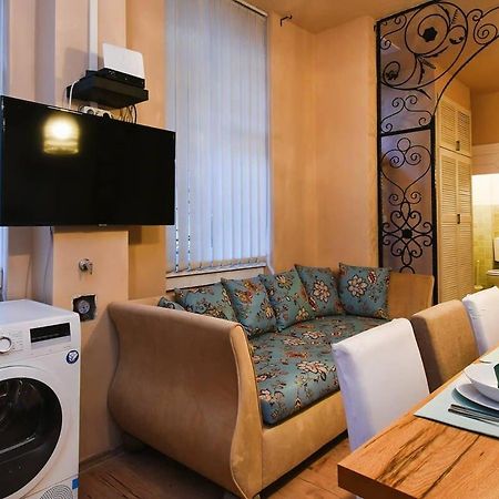 Very Central Very Spacious New Home Boedapest Buitenkant foto