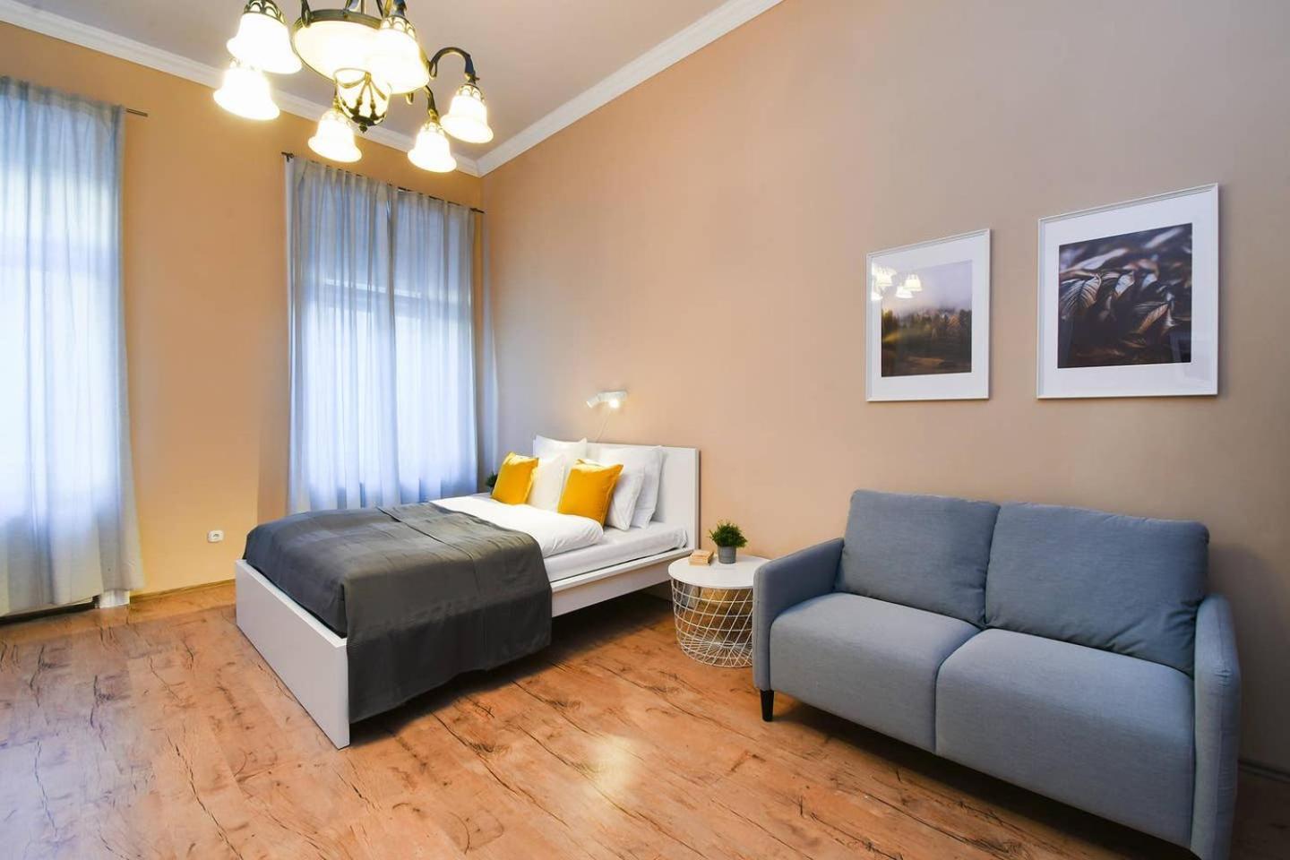 Very Central Very Spacious New Home Boedapest Buitenkant foto
